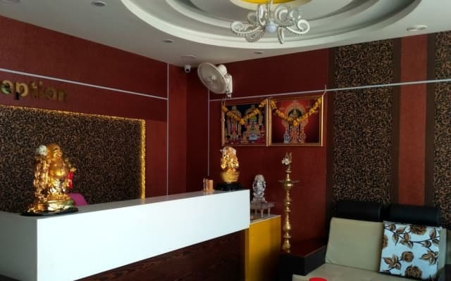 Hotel Vel Residency