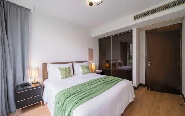 Tyms Premium 1BR 1BA Apt Yongxin Century
