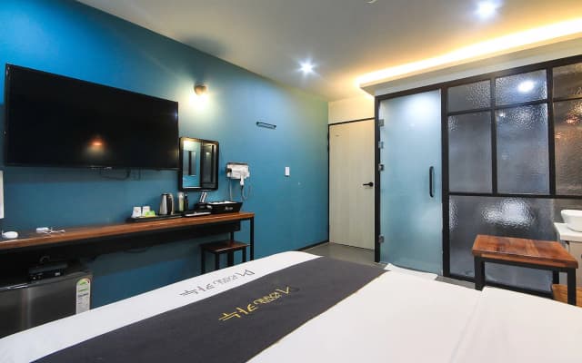 Kanu Hotel