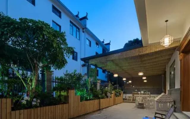 Floral Hotel·Wuyuan Yunyin Mountain Residence hotel