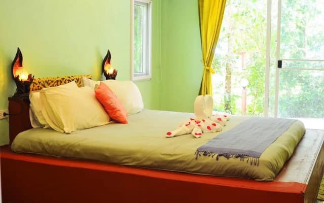 Pakmeng BEACH Resort
