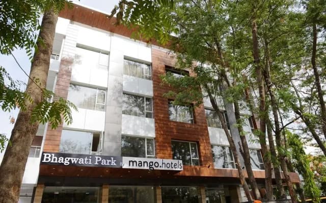 Hotel Bhagwati Park