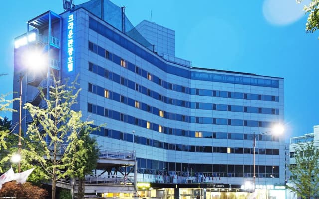 Itaewon Crown hotel