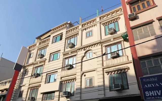 OYO 8336 Hotel De Gold