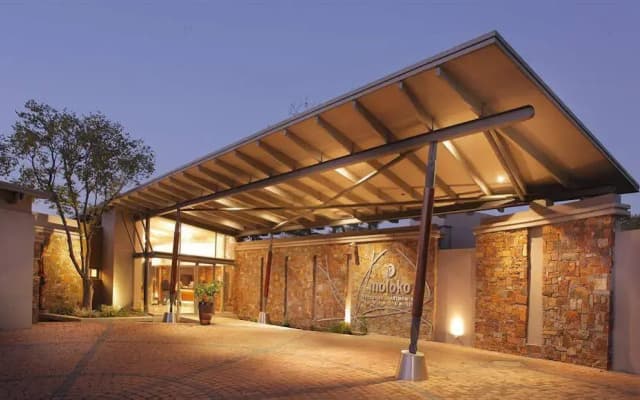 Moloko Executive Apartments & Hotel