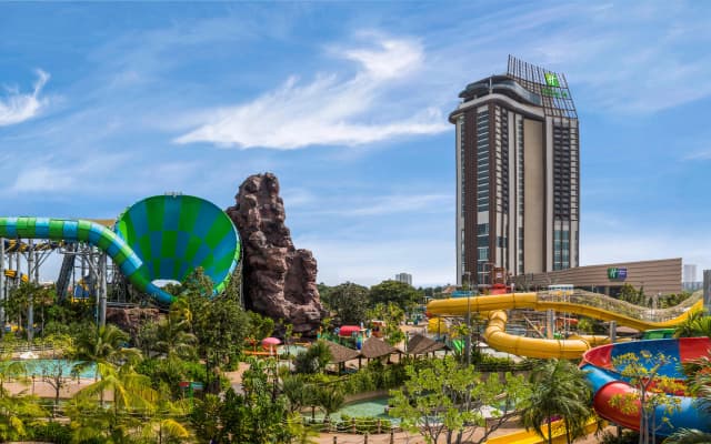 Holiday Inn Resort Vana Nava Hua Hin by IHG