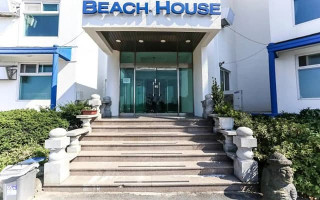 Yangyang Hajodae Beach House Pension