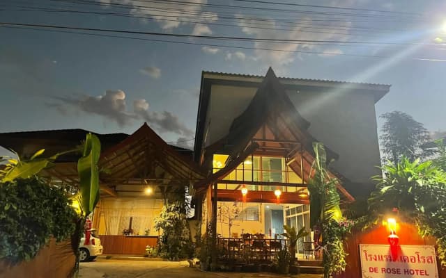 DE ROSE Hotel Chiang Mai