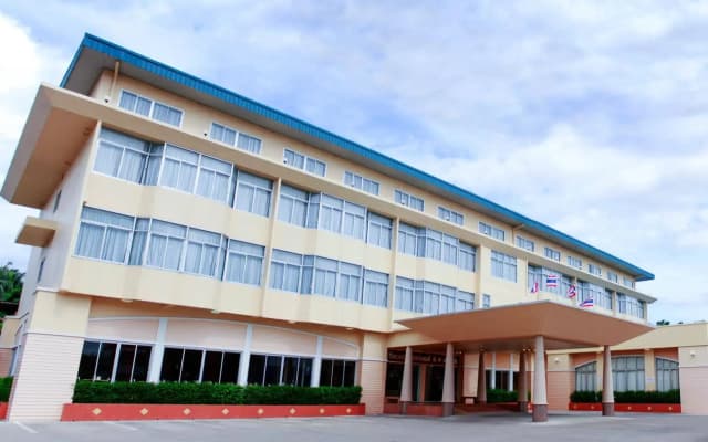 Chumphon Gardens Hotel