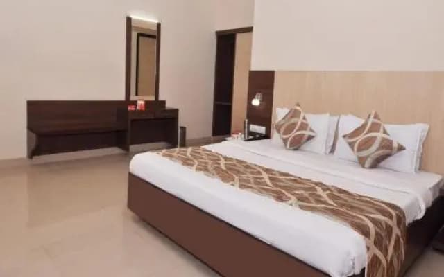 Sivamurugan Hotels