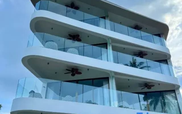 Beachside Residence