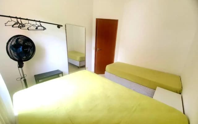 Lindo apto com 3 quartos, apenas 1 quadra da praia das Toninhas