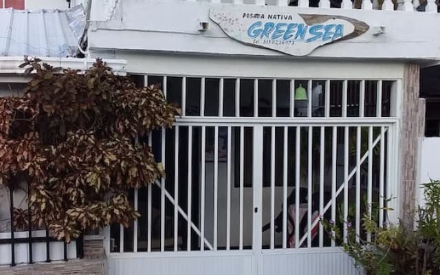 Room-green Sea Villa Helen Inn Located a