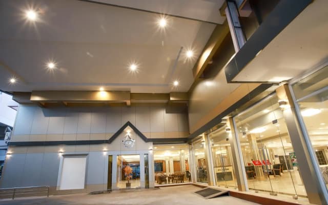 Korat Hotel (SHA Plus+)