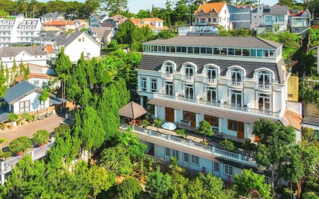 Dieu Thong Hotel