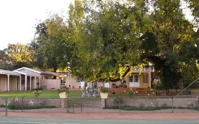 Rose Garden Manor House