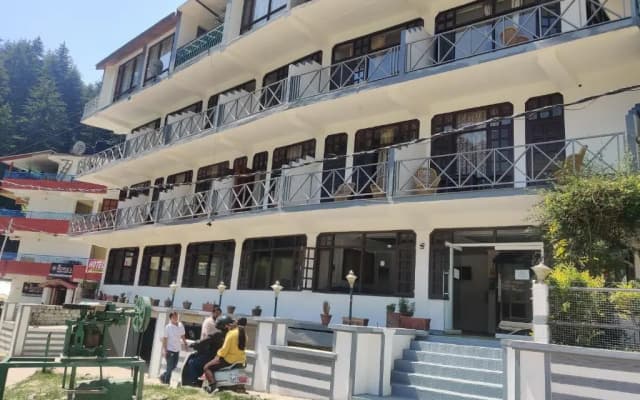 Hadimba Way Manali - Best Family Hotel
