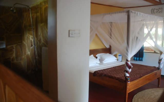 Honey Badger Lodge