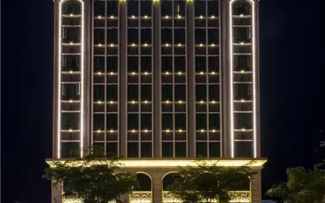 Bainian Hotel