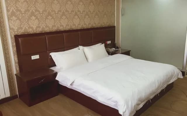 Jun Hotel Henan Jiaozuo Mengzhou Bus Station
