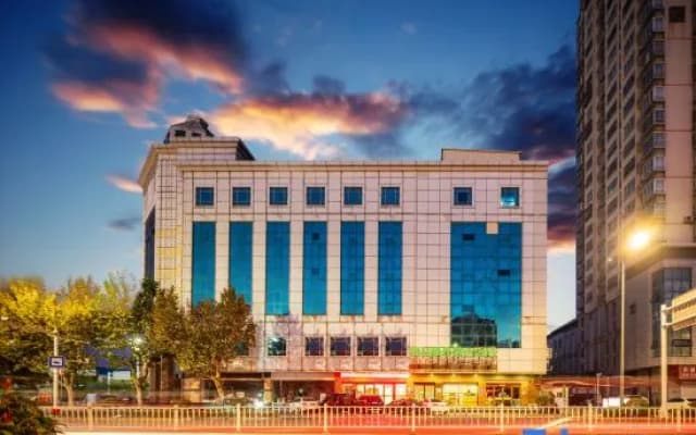 GreenTree Inn Express Hotel (Huai'an First Hospital Huaiyin Normal Beijing North Road)