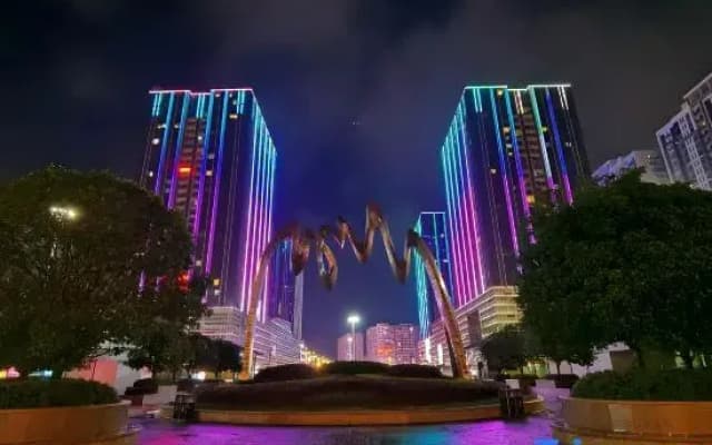 Rain. Designer Yinying Hotel (Guilin North Station Branch) Search Kang