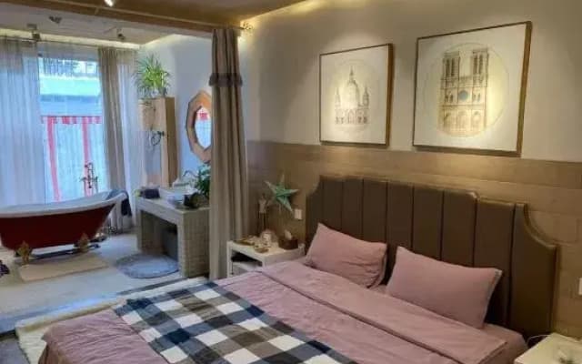 Luoyang Courtyard Shenshen Inn(Lijingmen Cross Street Store)