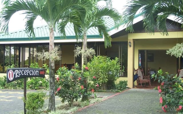 Sueno Dorado Hot Springs Hotel