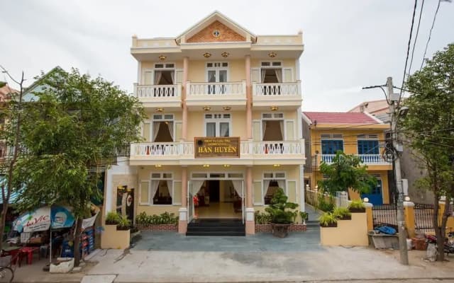 Han Huyen Homestay