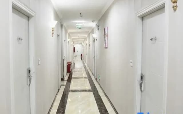 7Days Inn Hotel (Guiyang Beijing Road Guiyi Subway Station)