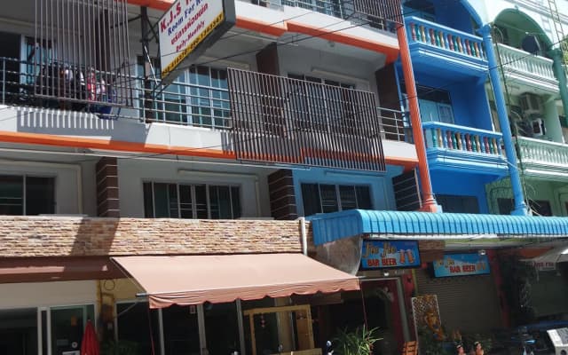 OYO 75414 KJS Pattaya