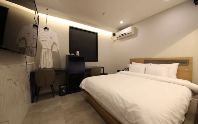 Ekklim Hotel