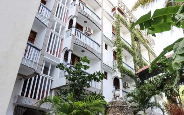Darajani Hotel