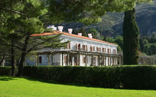 Aman Sveti Stefan