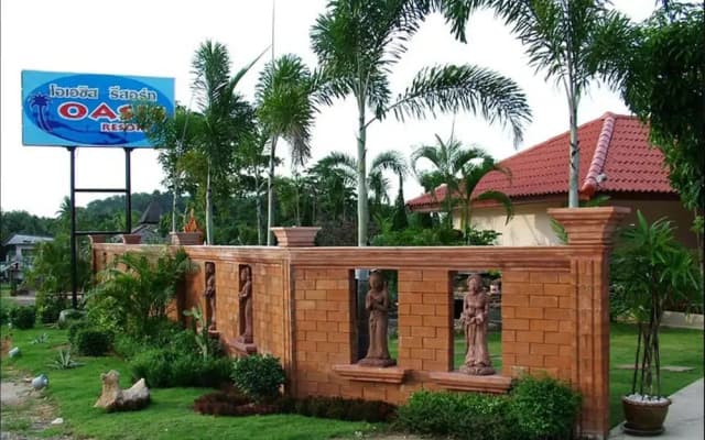 Oasis Resort