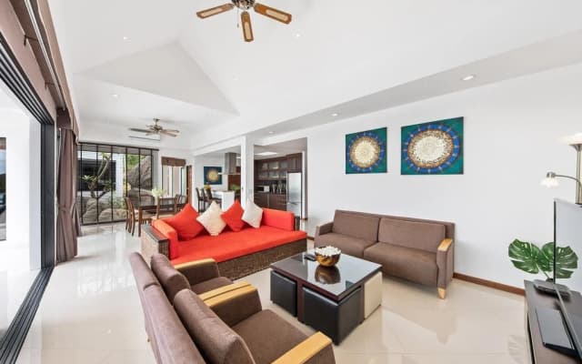 Sunny Banks Villa