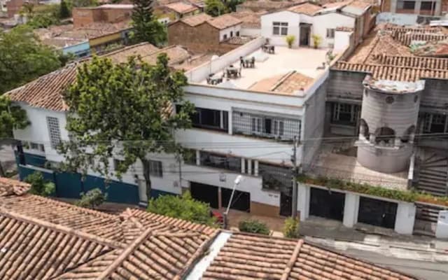 61Prado Guesthouse