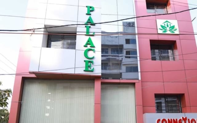 Hotel Echo Palace