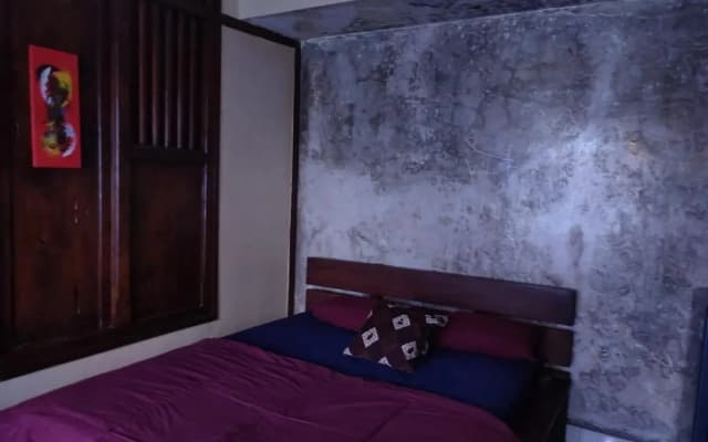 Wave and Chill House Hostel Raya Canggu