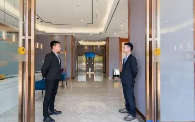 Bihai Yuntian Hotel