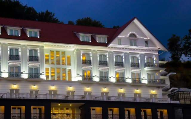 Mell Hotel