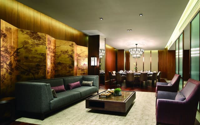 Sheraton Grand Hangzhou Binjiang Hotel