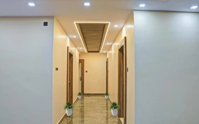 Oxy Kings Inn by OYO