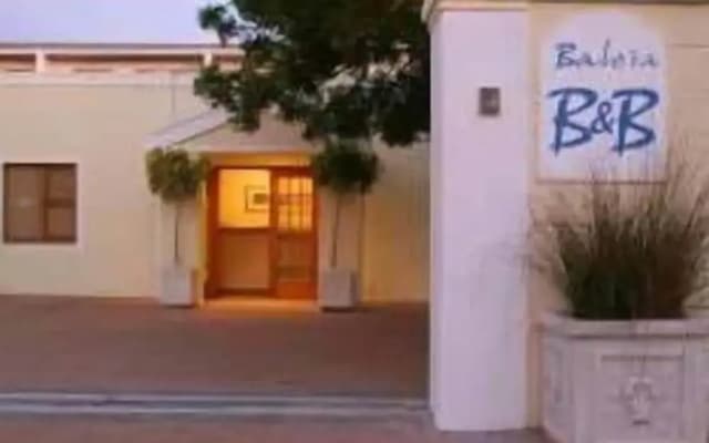 Baleia Guest Lodge Bed & Breakfast