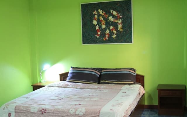 Swan Inn 2 Guest House
