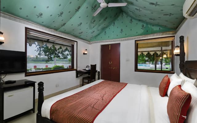 Shree Vilas Orchid A Lake View Hotel Udaipur