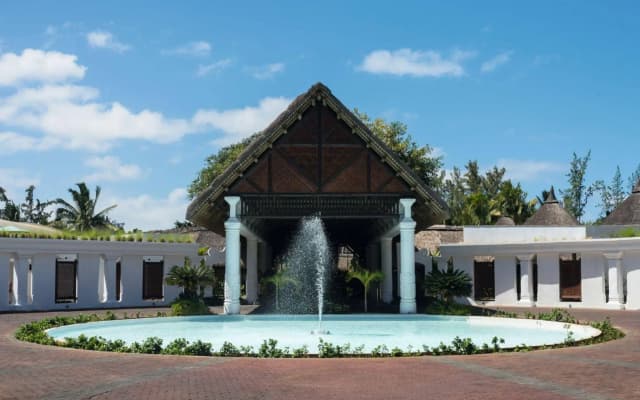 Отель Riu Turquoise