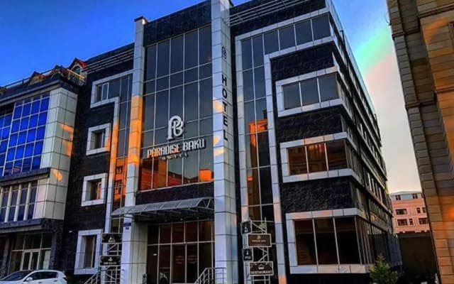 Paradise Hotel Baku