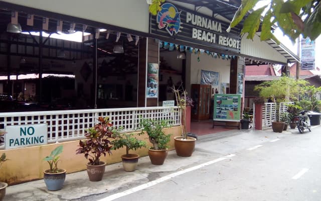Purnama Beach Resort
