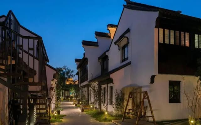 Blossom Hill Inn · Shantang
